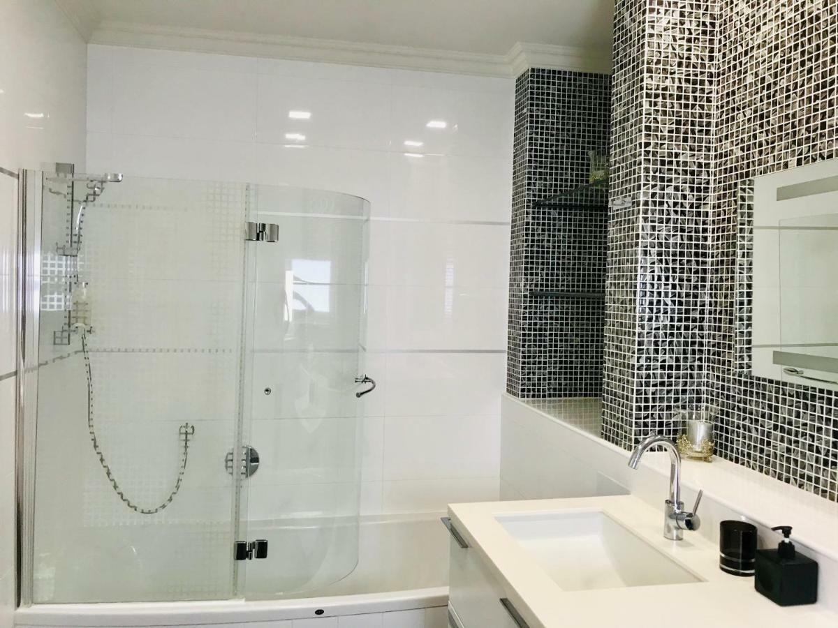 Glamour Luxury Swimming Pool דירה *